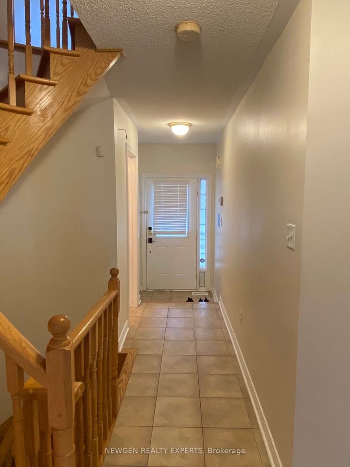 69 Redkey Drive #None - Photo 3 of 6