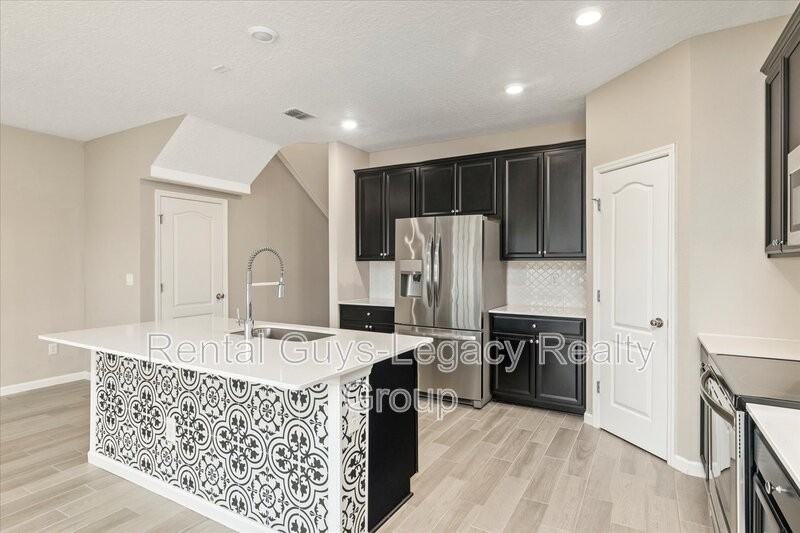 12667 Josslyn Ln - Photo 6 of 24