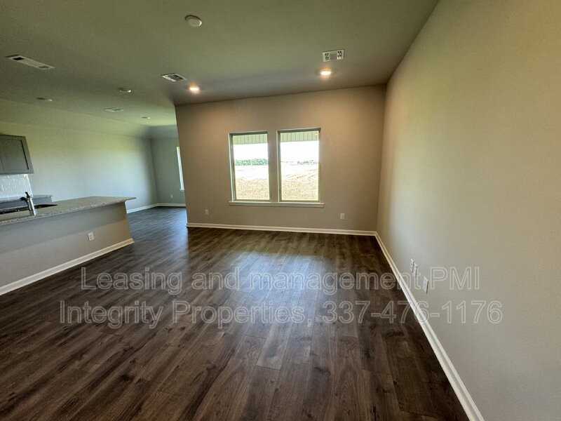 122 Romain Picard Dr - Photo 3 of 19