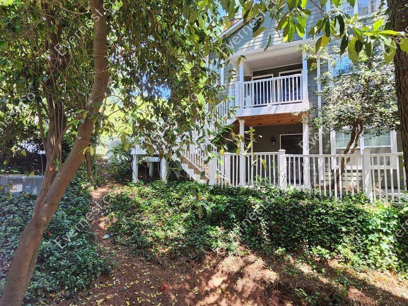 2072 River Heights Walk Se - Photo 3 of 34