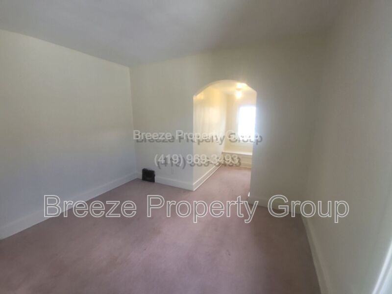 1436 W High St - Photo 4 of 7