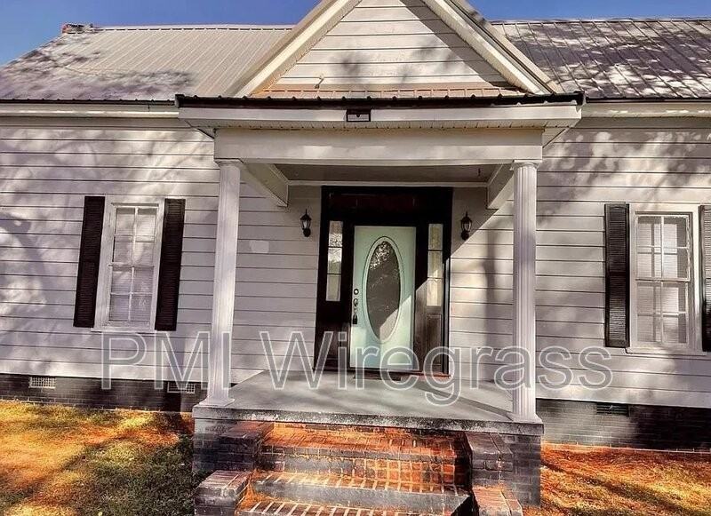 431 E Eufaula St - Photo 2 of 50