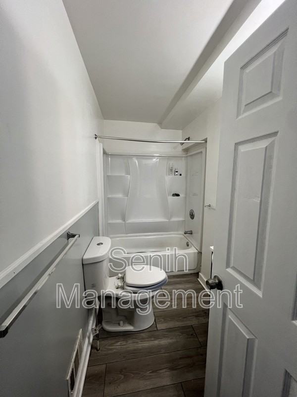 7334 Thatcher St - Photo 5 of 11