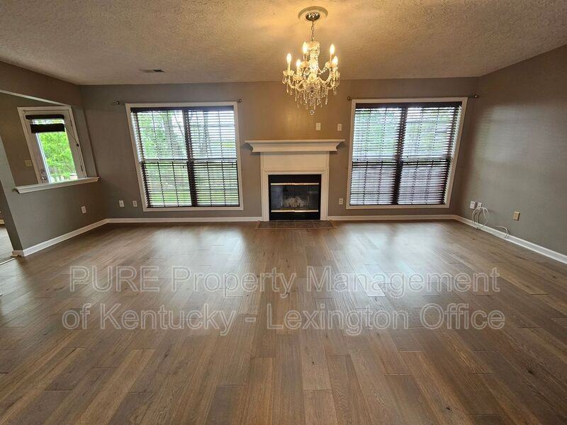 528 Newbury Way - Photo 5 of 30