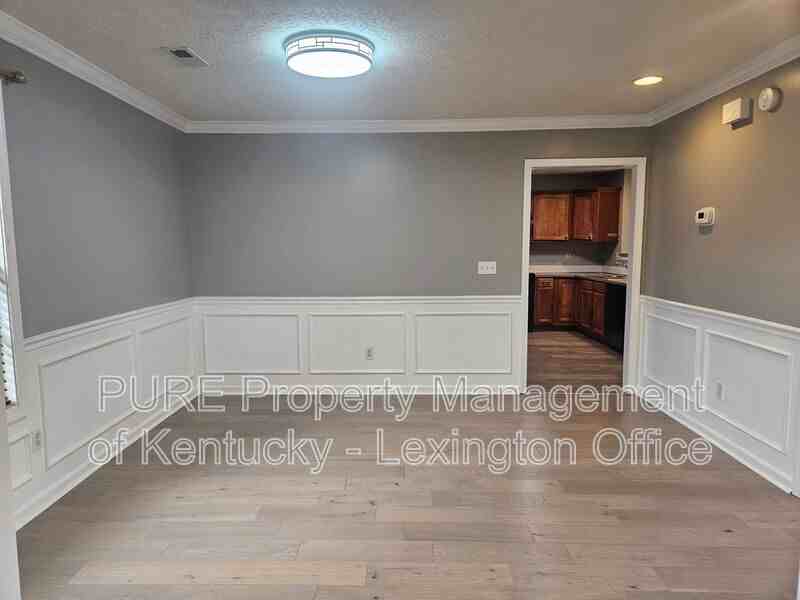 528 Newbury Way - Photo 3 of 30