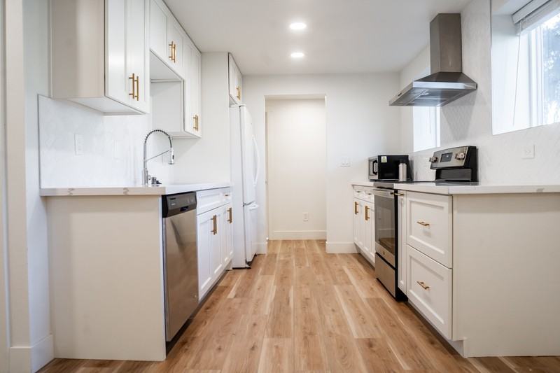 301 Nw 62nd St - Photo 2 of 14