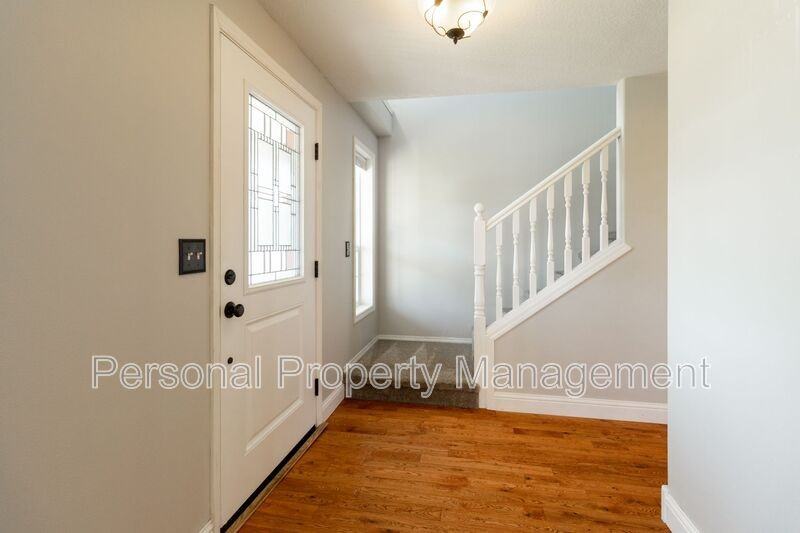 18714 Se 18th St - Photo 3 of 26