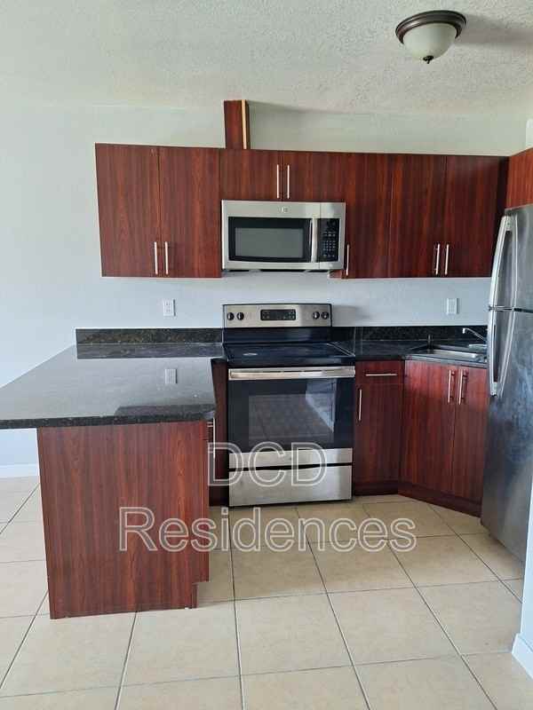 612 Sally Ln #14 - Photo 4 of 6