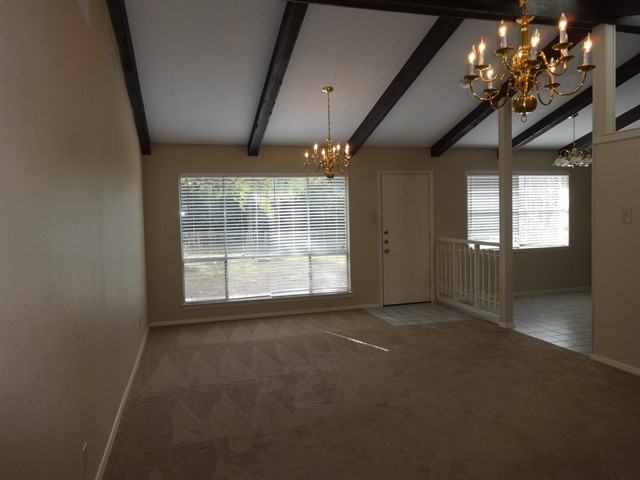 734 Rocklyn Dr - Photo 2 of 15