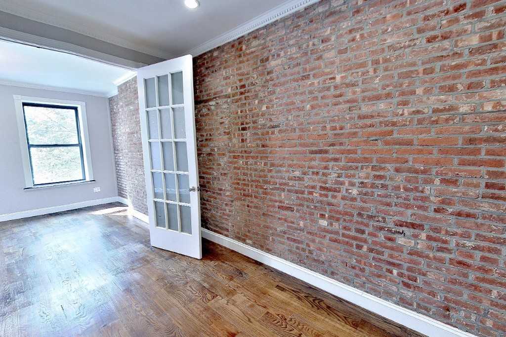 E 83rd St 4E, New York, NY 10028 3 Bedroom Apartment for Rent