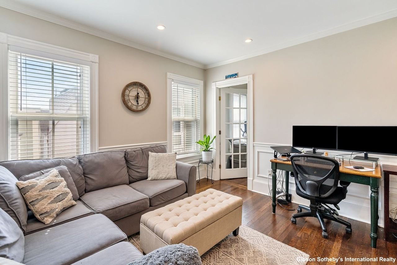 176 Bowen St #3 - Photo 2 of 18