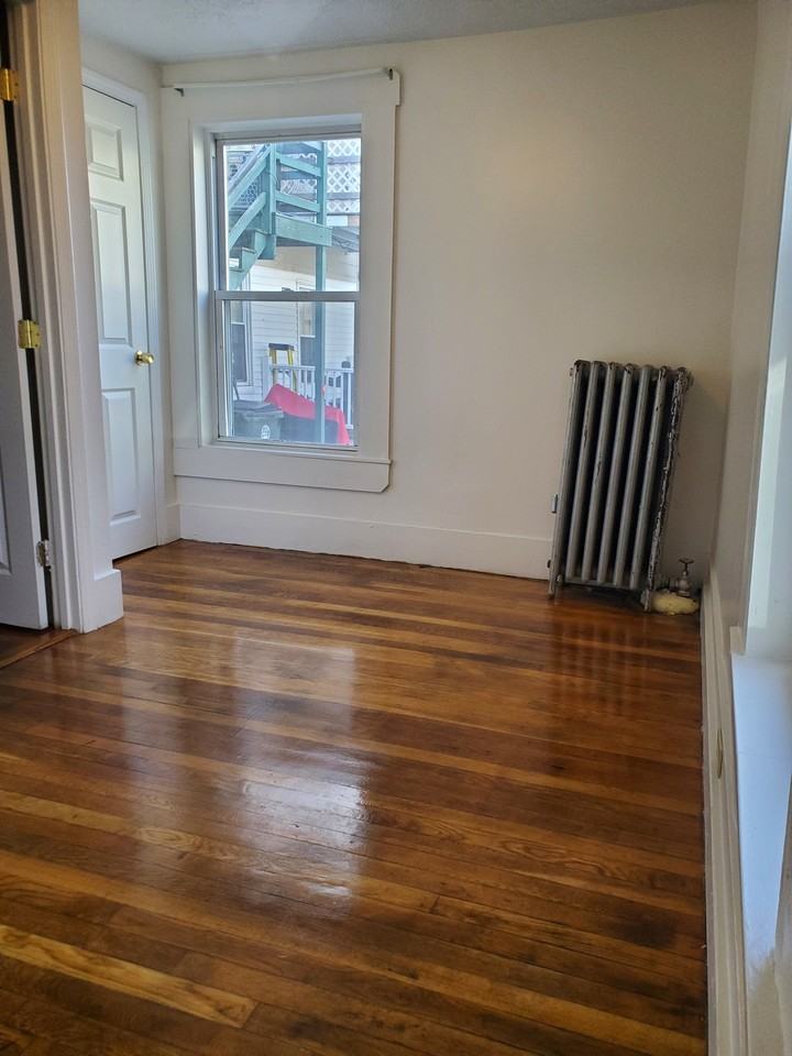 949 Hayward Street #1 - Photo 3 of 18