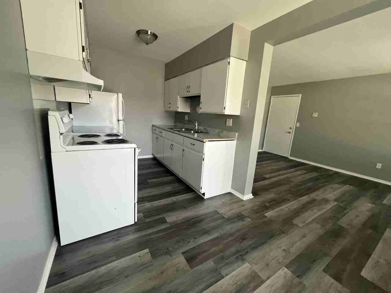 405 East Reed Street - Photo 2 of 22