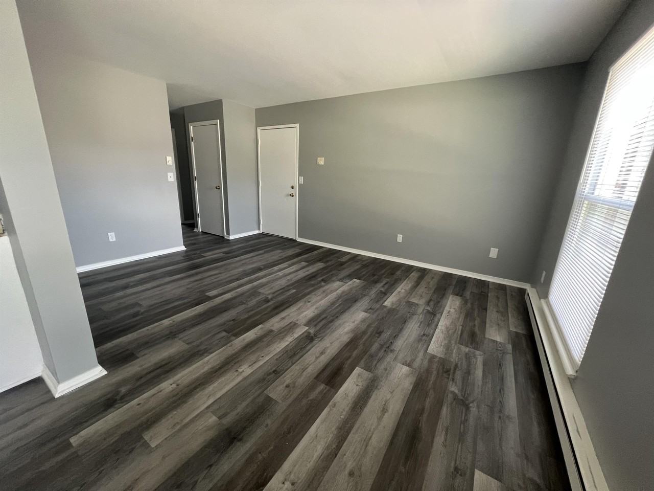 405 East Reed Street - Photo 3 of 22