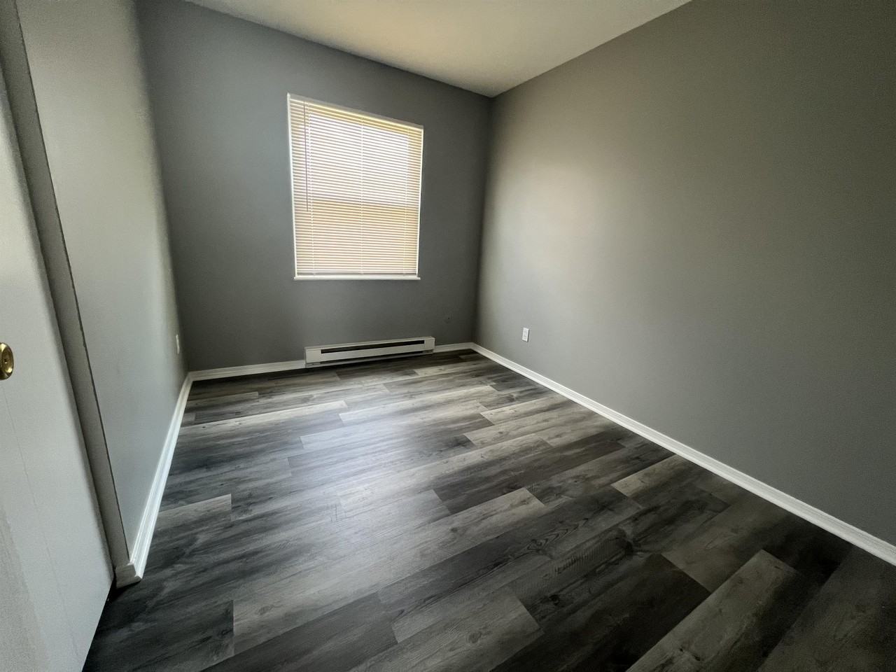 405 East Reed Street - Photo 6 of 22