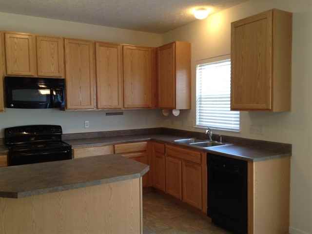 1261 Daisy Ct - Photo 3 of 8