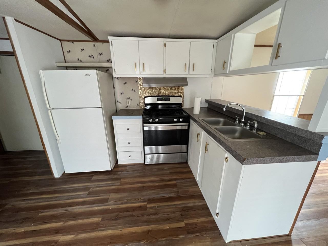 Stone Church Park - Photo 2 of 6