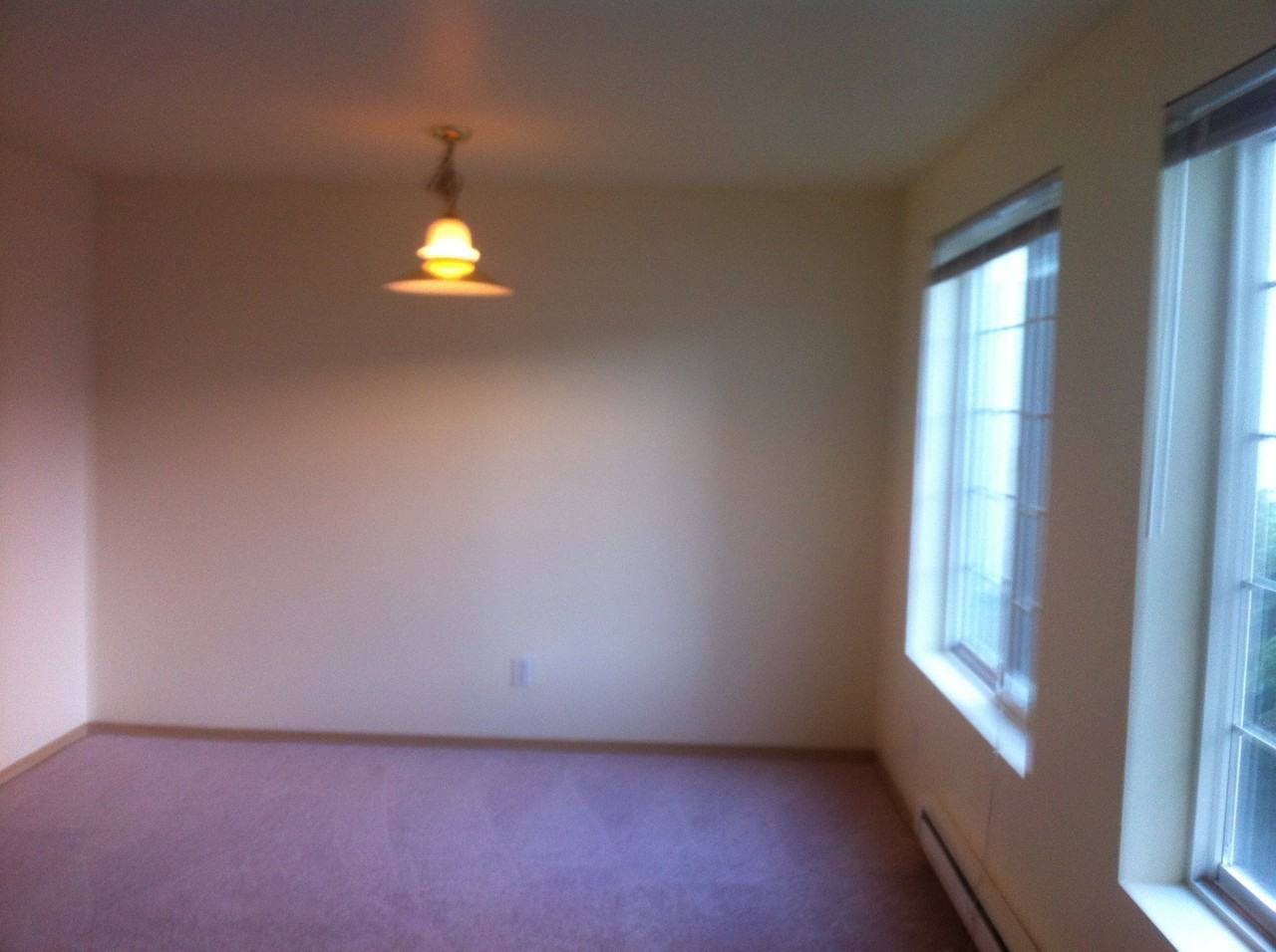 G10215-D3 - Photo 2 of 6