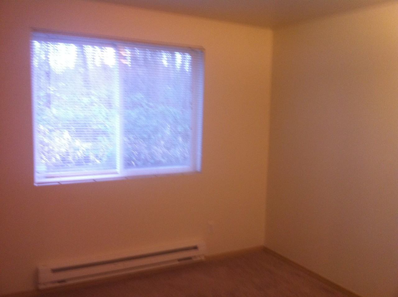 G10215-D3 - Photo 6 of 6