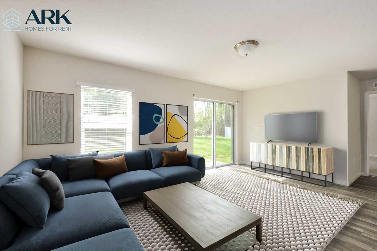 172 Bird Of Paradise Dr - Photo 2 of 12