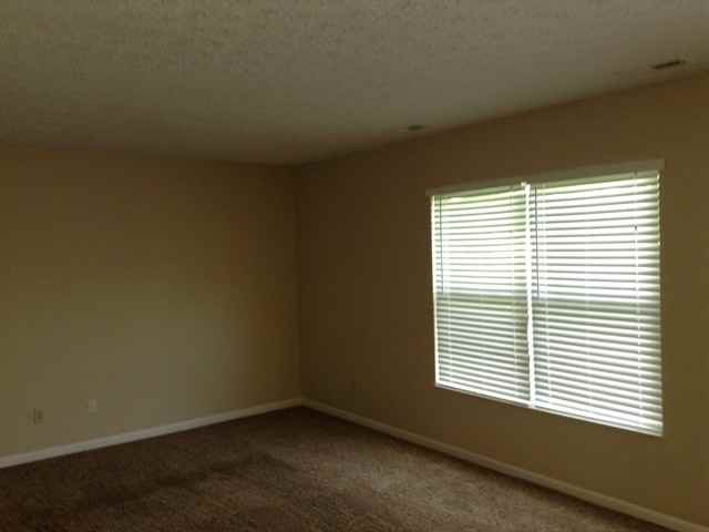 3305 Whispering Woods Dr - Photo 2 of 9