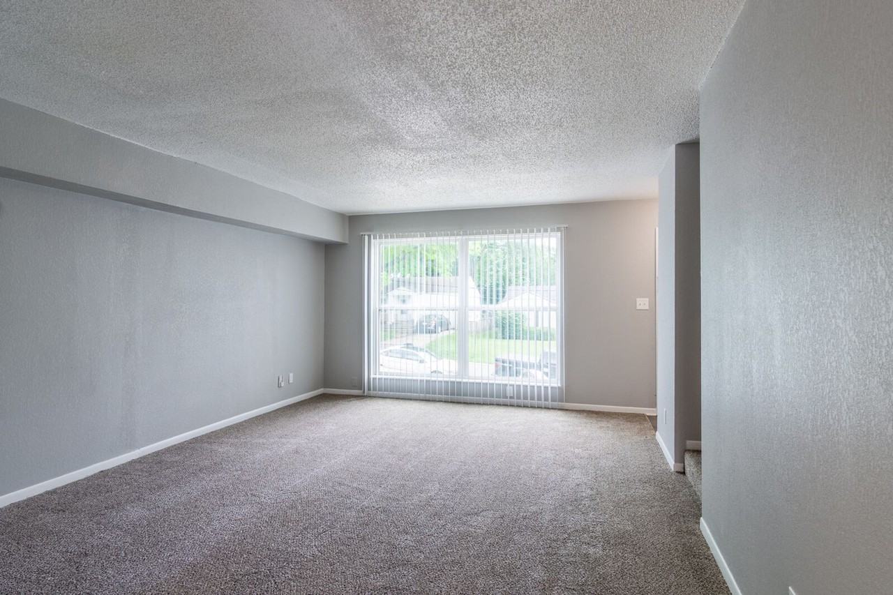 Wornall Place Apartments & Townhomes - Photo 6 of 50