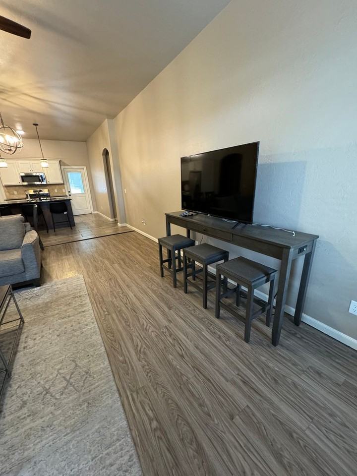 4729 Enclave Pl - Photo 3 of 28