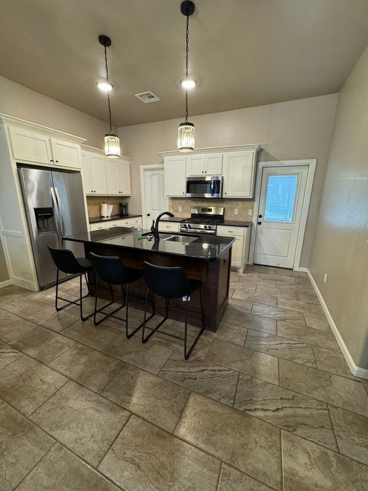 4729 Enclave Pl - Photo 5 of 28