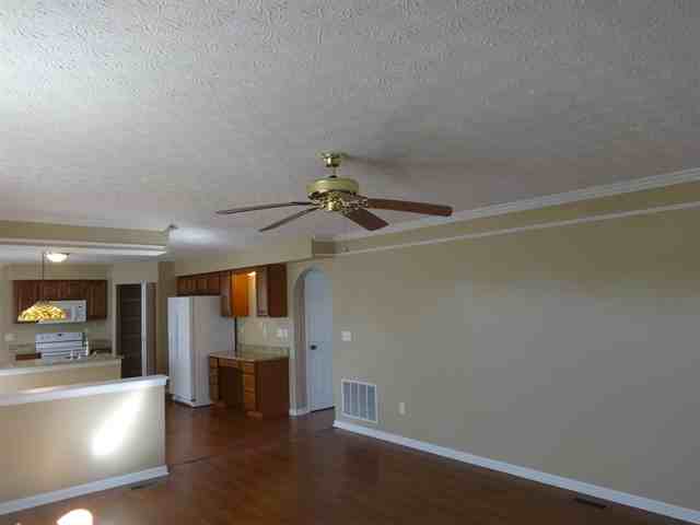 626 Riverby Ln - Photo 2 of 18