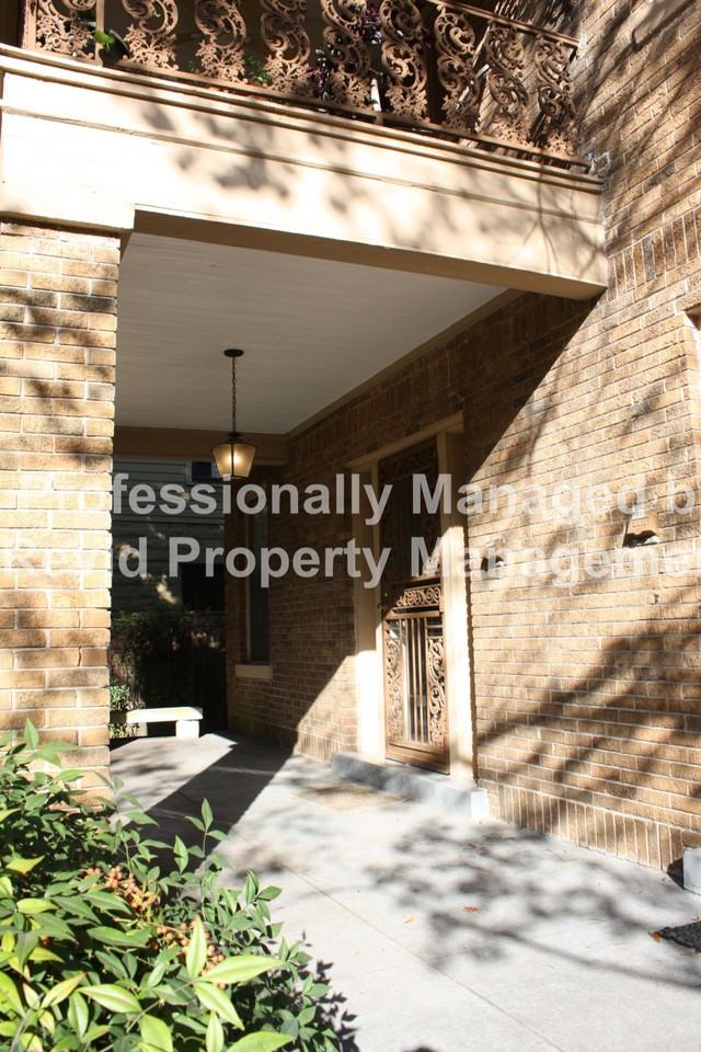 1820 Forest Ave - Photo 2 of 23