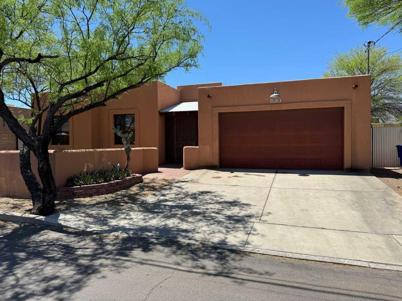 1717 N Baxter Dr - Photo 6 of 50