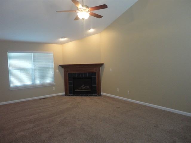 1889 Bridle Path - Photo 3 of 12
