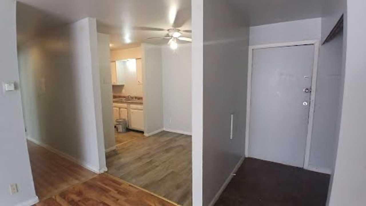 6372 N. 89th St - Photo 2 of 12