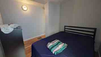 featured image of 2 Florence Ave