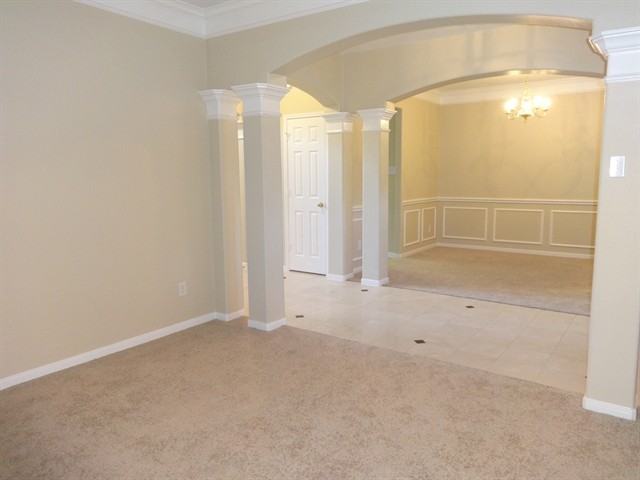1939 Pincher Creek Dr - Photo 2 of 13