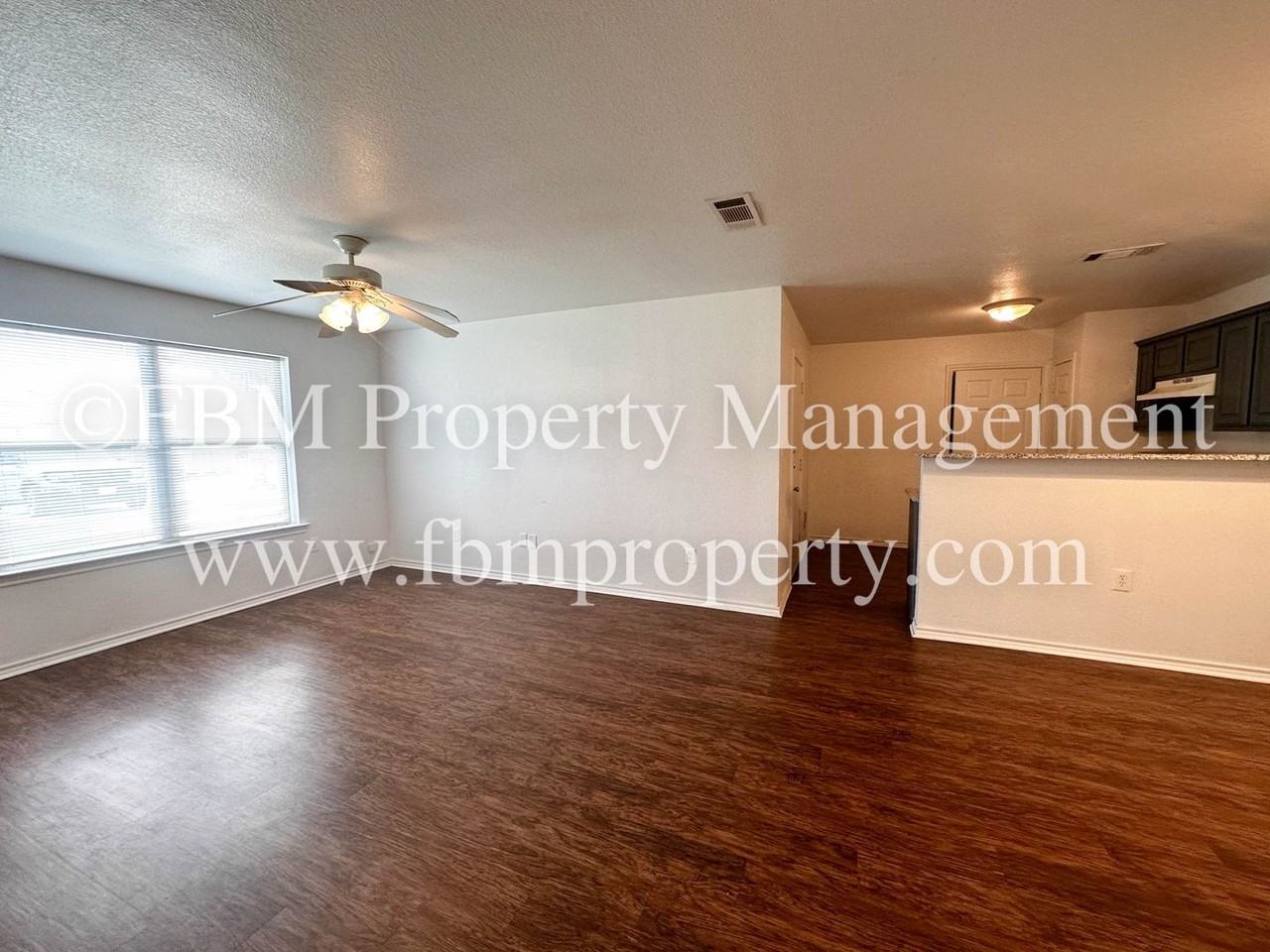 Vermont 1488 & 1490 / Kane - JV - Photo 3 of 15