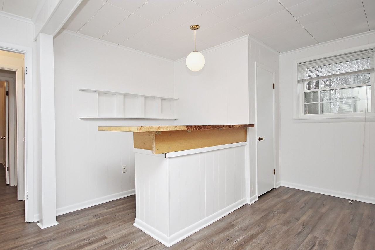 2423 Sunset Rd #B - Photo 6 of 12