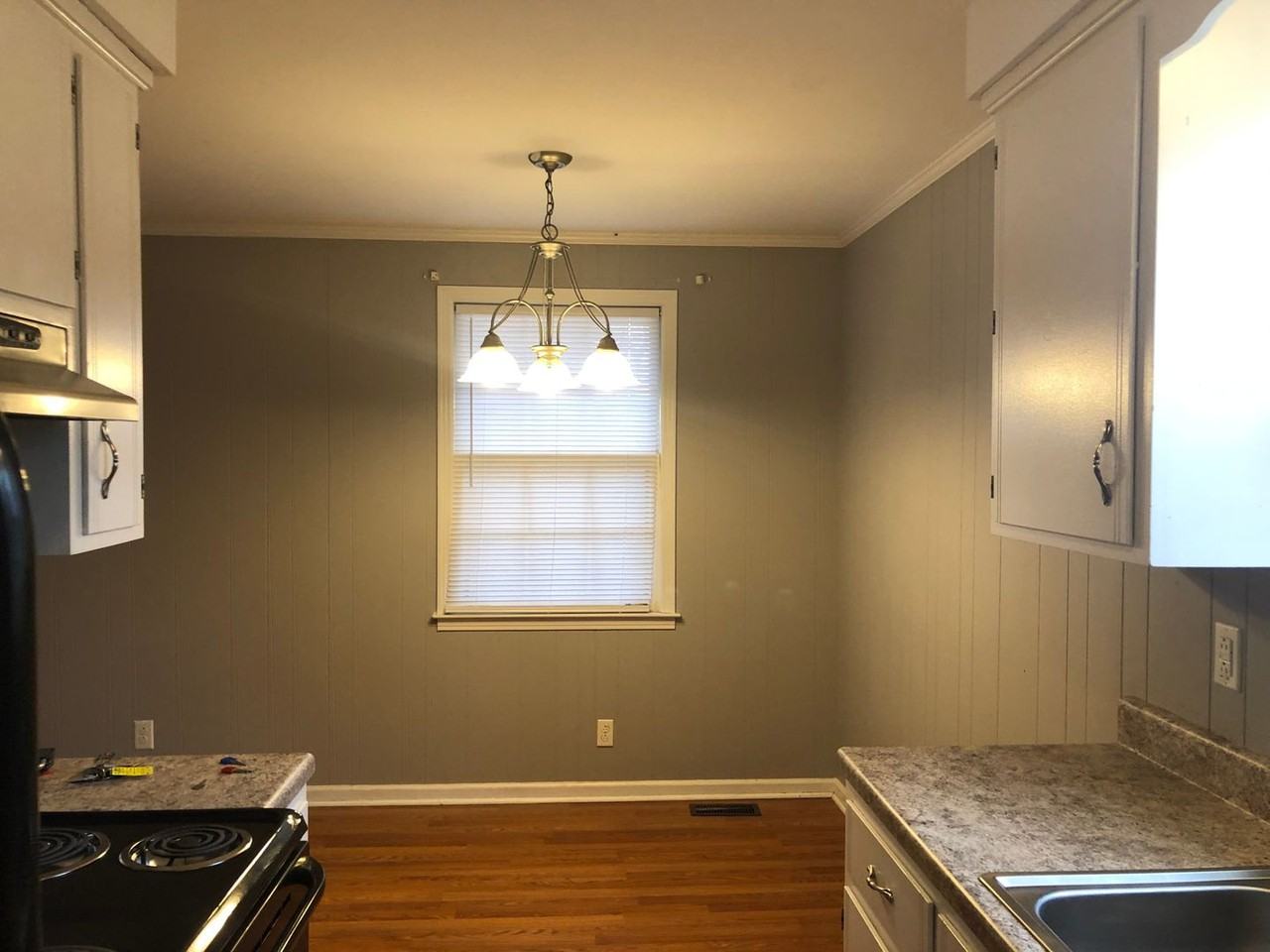 225 Old Hopkinsville Hwy - Photo 6 of 9