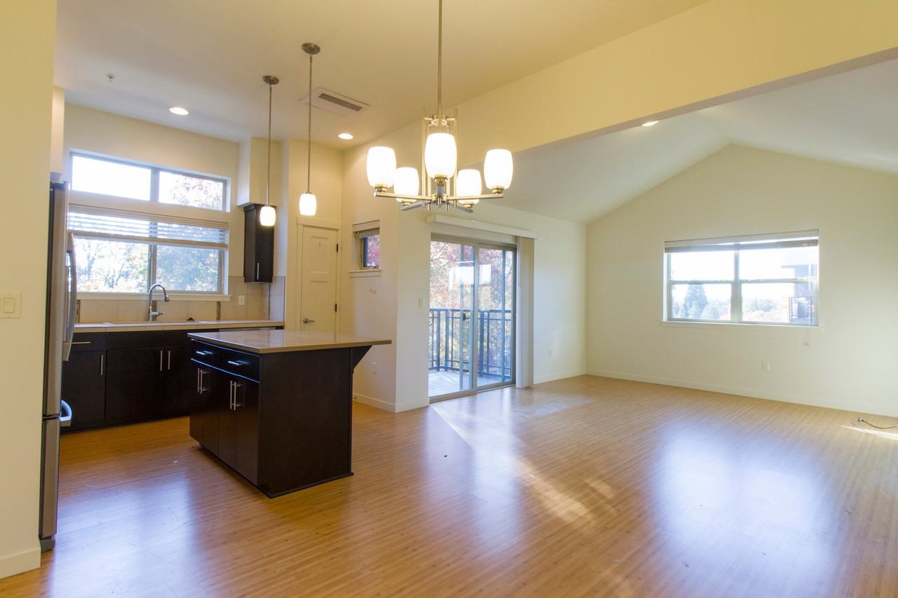 13925 Sw Meridian St #402 - Photo 3 of 20