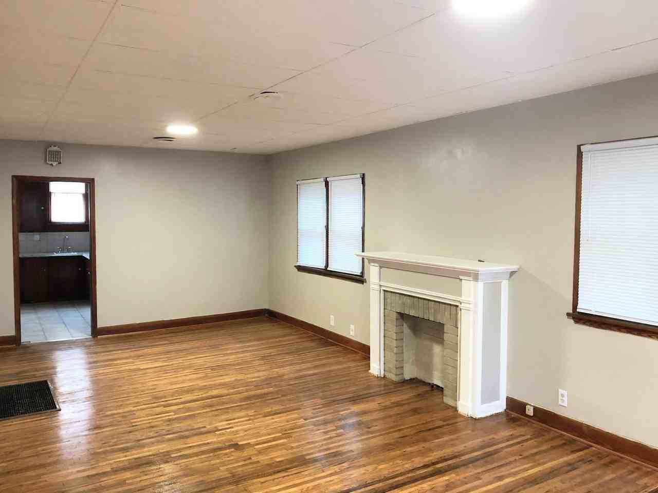 1521 N Washington St - Photo 2 of 13