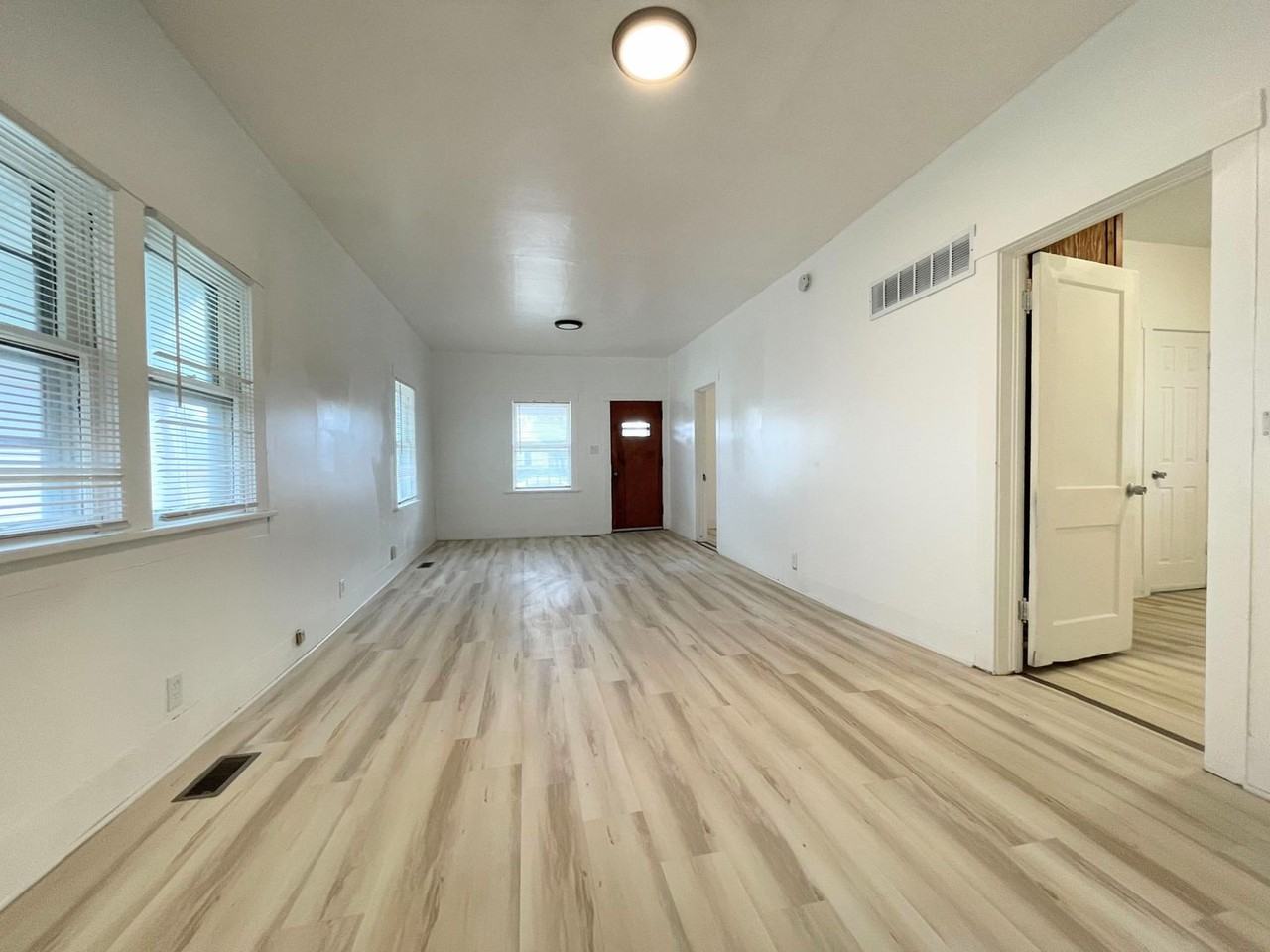 520 W 8th Ave - Photo 4 of 21