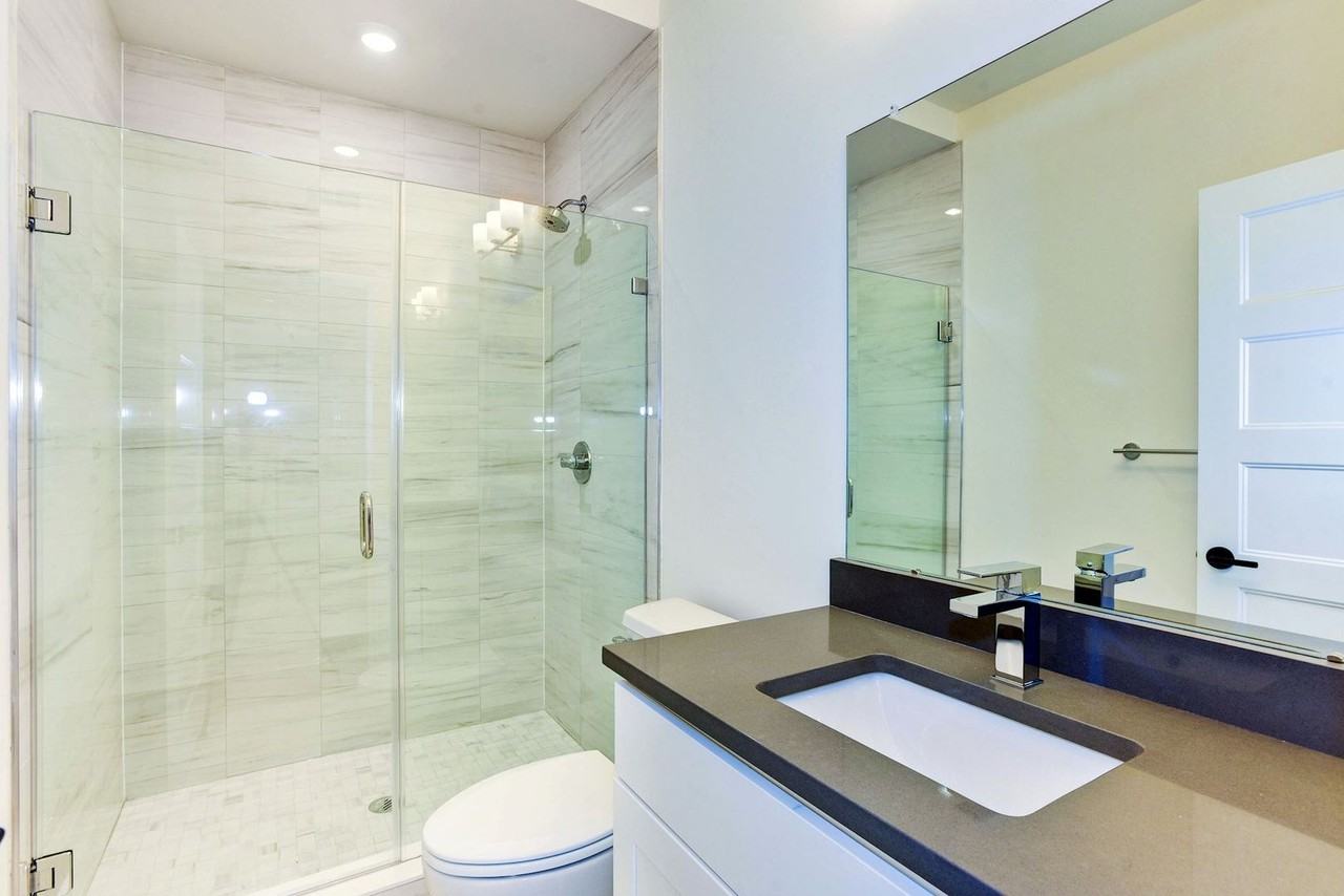 2010 Amber St - Photo 6 of 10