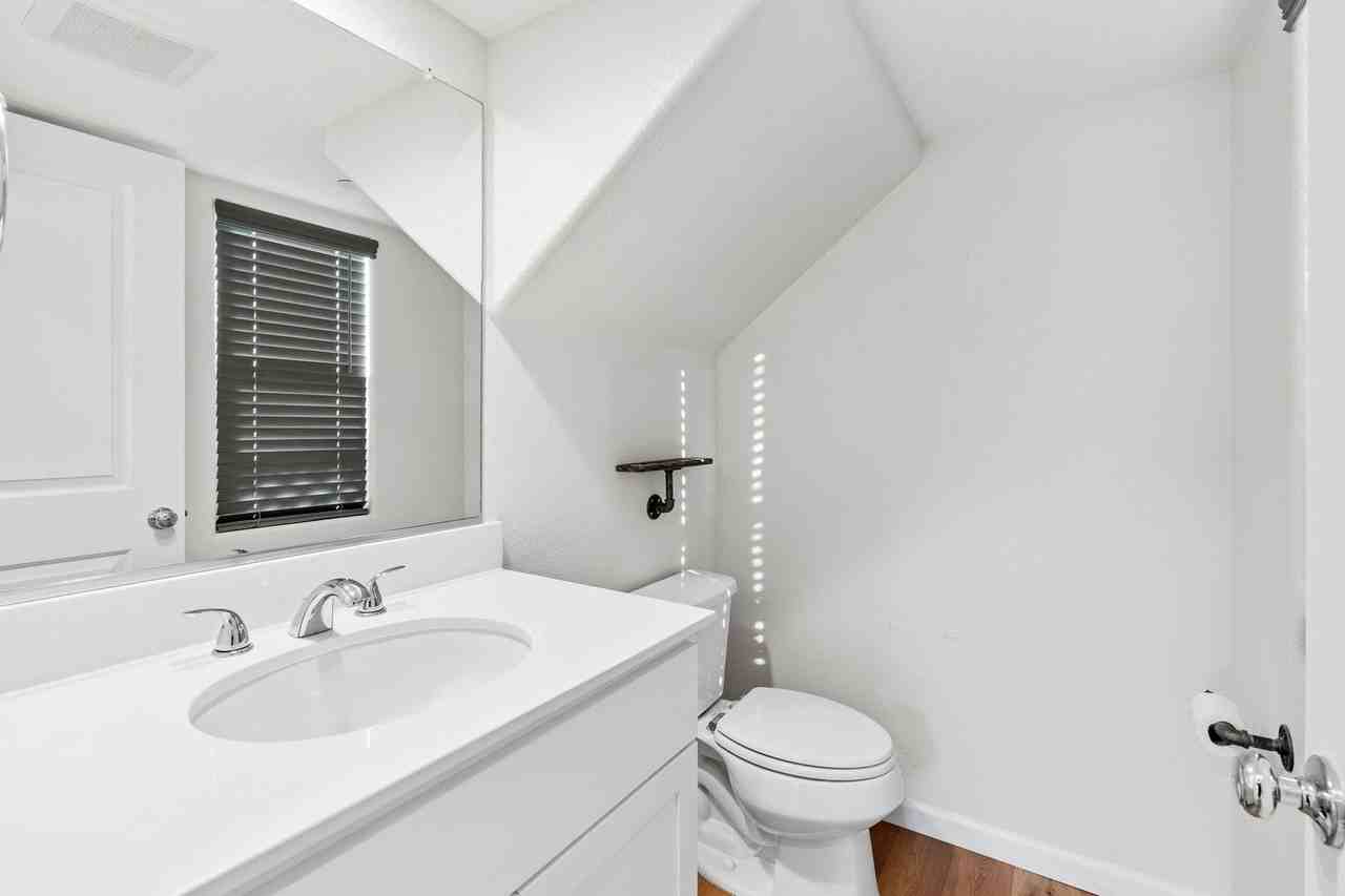 2594 1st St #D - Photo 7 of 34