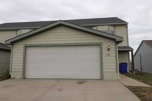 2116 Thompson Dr - Photo 1 of 1