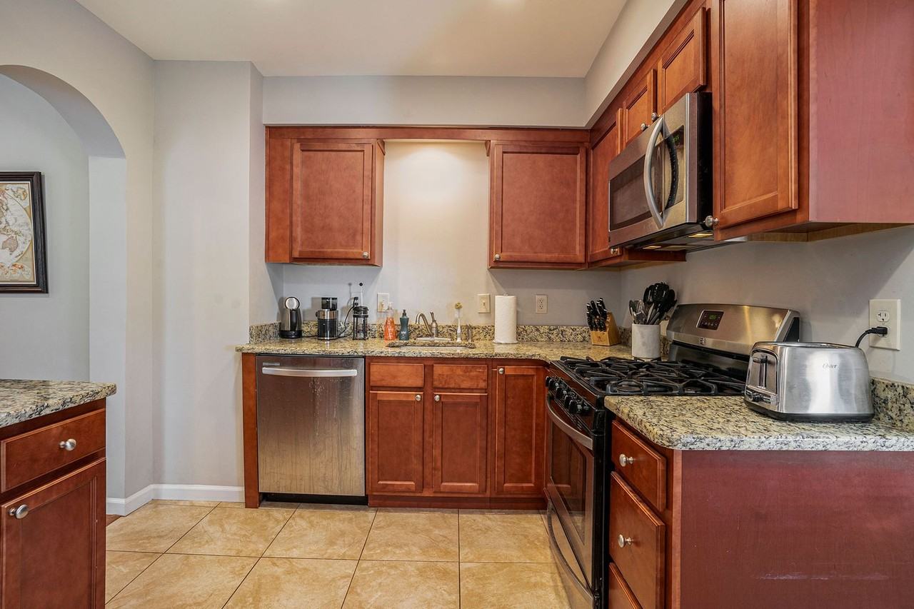 50 E 3rd St - Photo 5 of 25