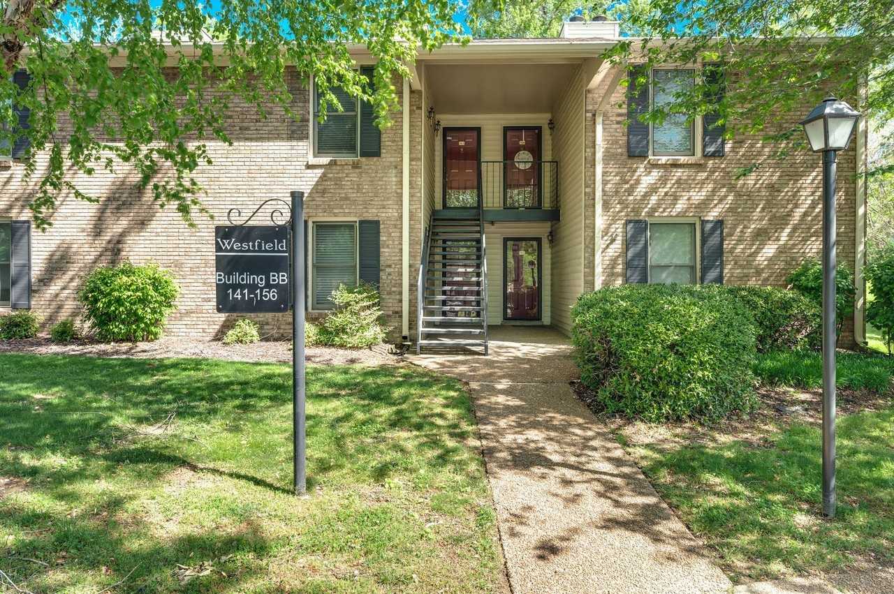 143 Westfield Dr - Photo 2 of 39