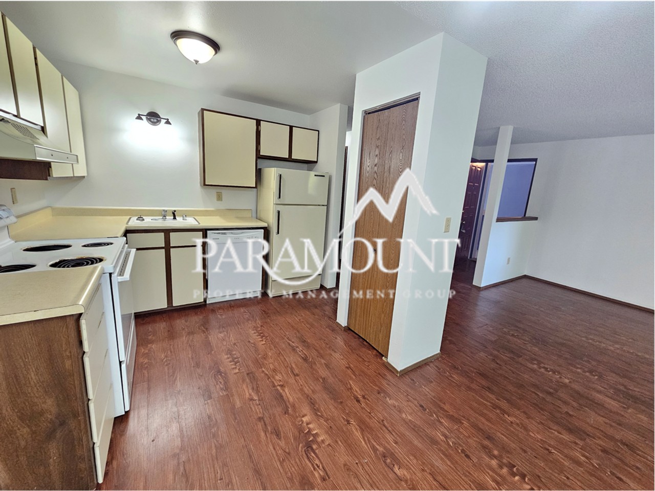 575 6th Ave #4 - Photo 3 of 10