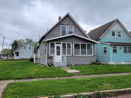 featured image of 605 41st St