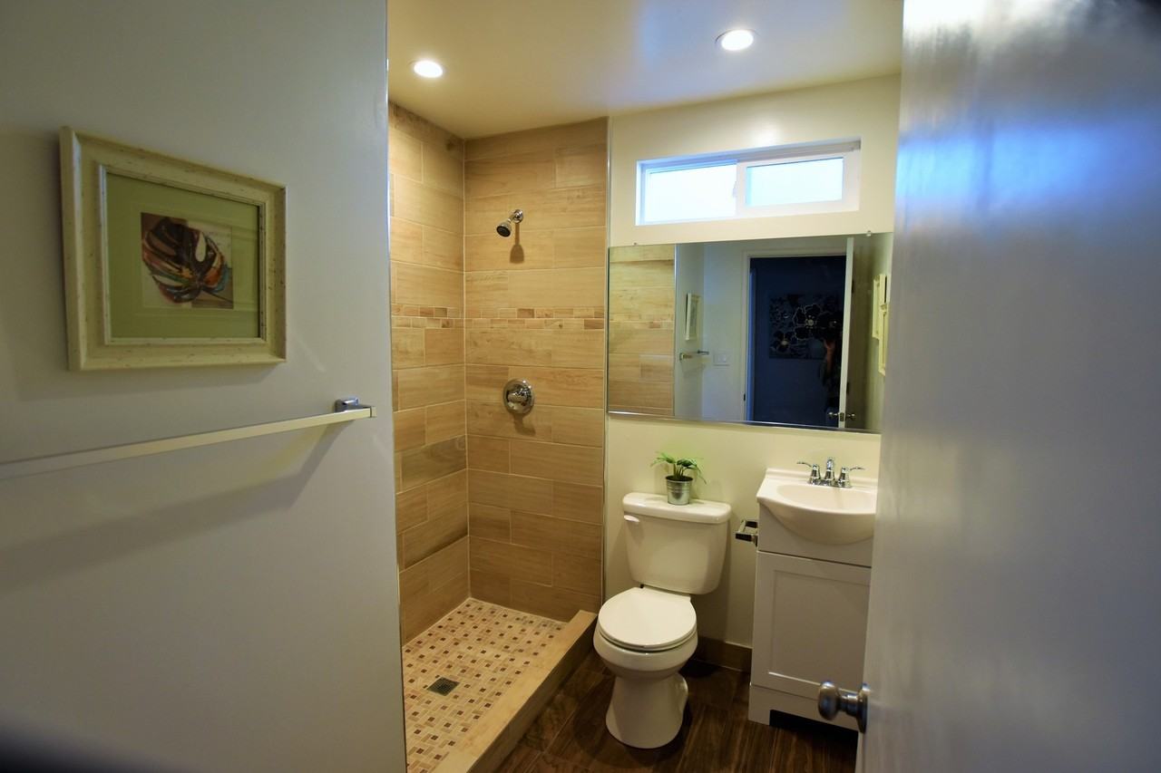 1019 Caldwell Ave - Photo 5 of 9