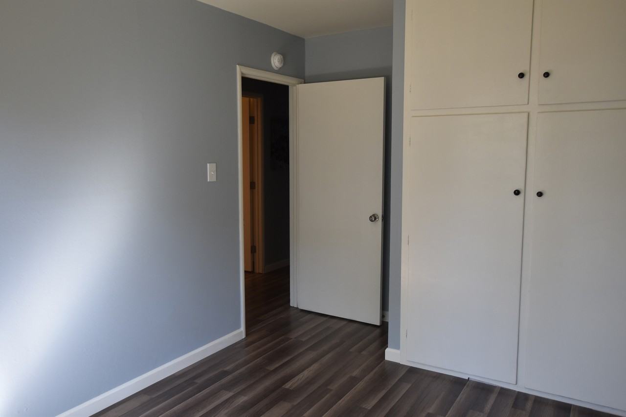1019 Caldwell Ave - Photo 7 of 9